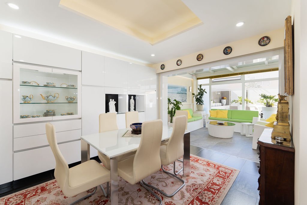 Elegant Row Villa for Sale in Sonnenland Elegant Row Villa for Sale in Sonnenland