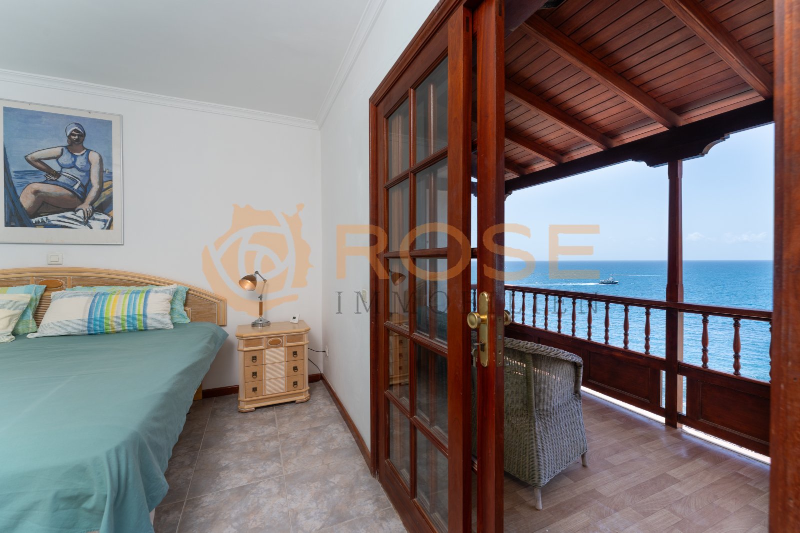 Bedroom with direct access to the sea view terrace