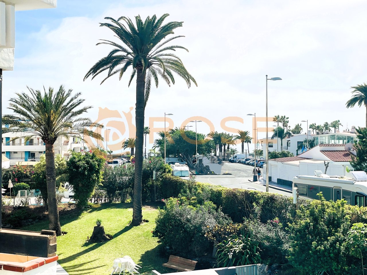 Logement spacieux avec vue sur la mer et 2 chambres. Logement spacieux avec vue sur la mer et 2 chambres.