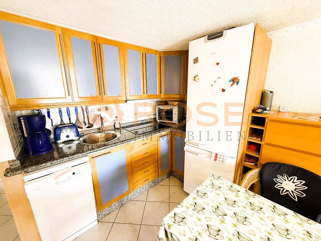 # Französische Übersetzung:Cuisine fonctionnelle avec beaucoup d'espace de rangement et un plan de travail pratique – Idéale pour un usage quotidien # Französische Übersetzung:Cuisine fonctionnelle avec beaucoup d'espace de rangement et un plan de travail pratique – Idéale pour un usage quotidien